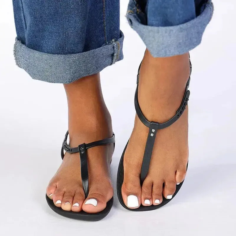 Ipanema Stone T Bar Thong Sandals - Black