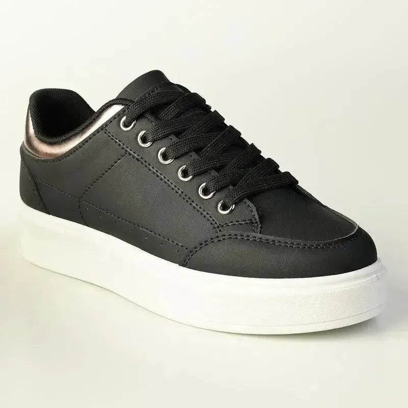 Madison Brynn Sneaker - Black