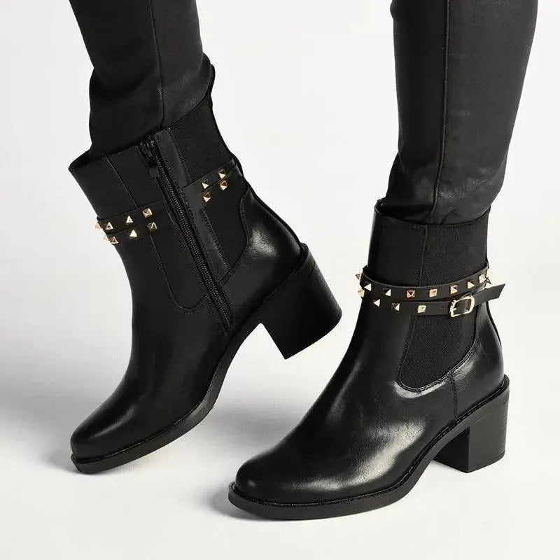 Madison Jonhsy Heel - Black