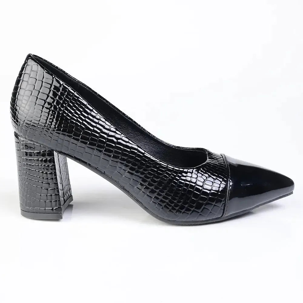 Madison Ladies Croc Court - Black