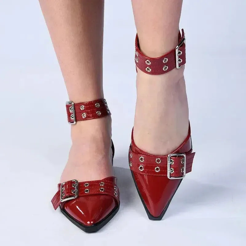 Madison Mallory Pump - Burgundy