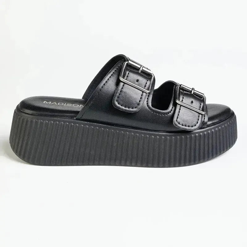 Madison Max Sandal - Black