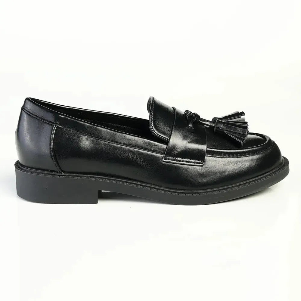 Madison Monroe Loafer with Tassle - Black