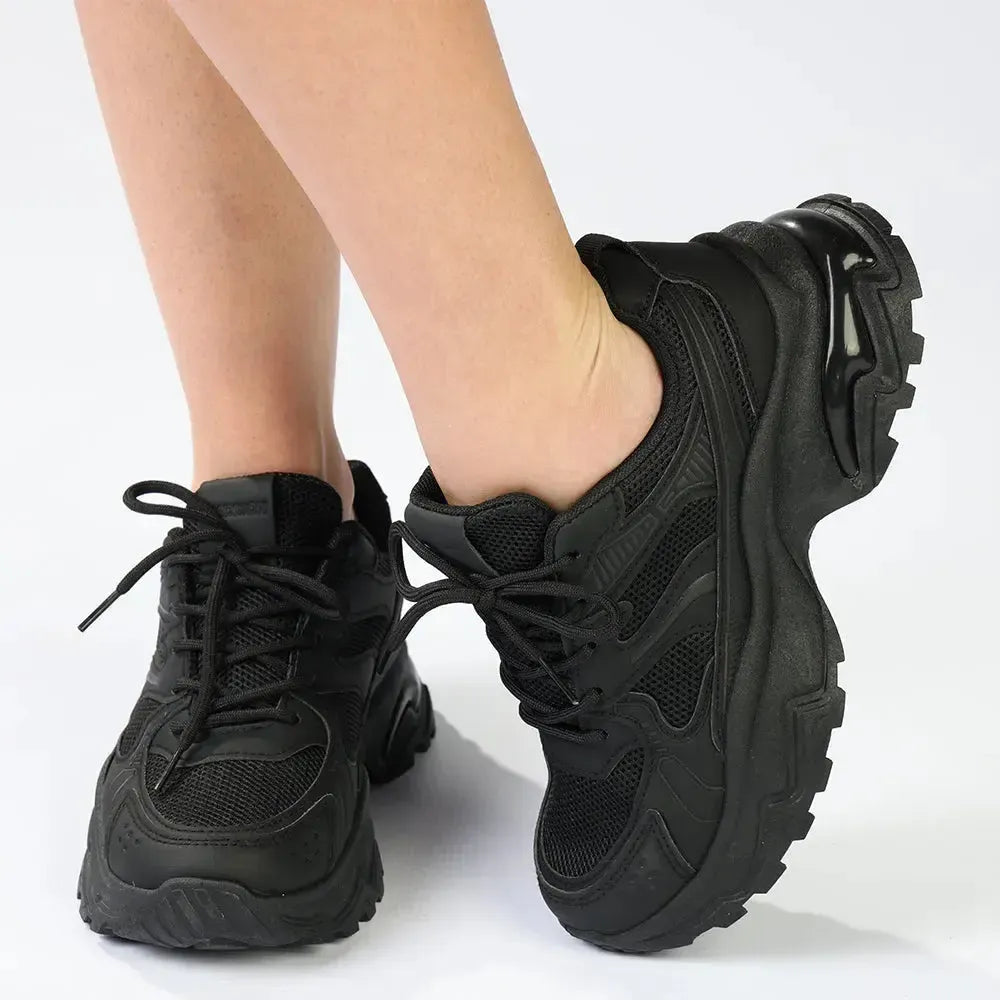 Madison Moxie Sneaker - Black