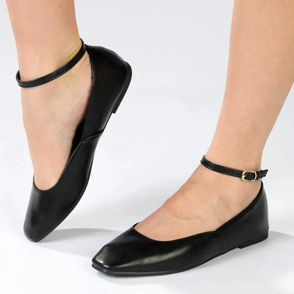 Madison Nature Pump With Ankle Tie - Black