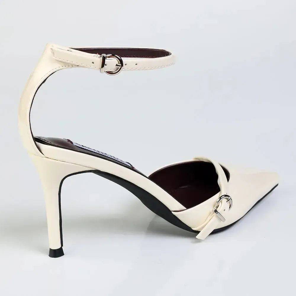 Madison Oda Court Heel - Off White