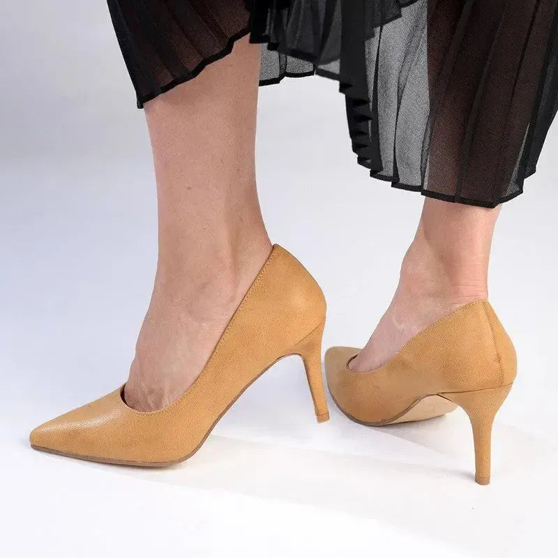 Madison Penny Courts Heels - Light Tan