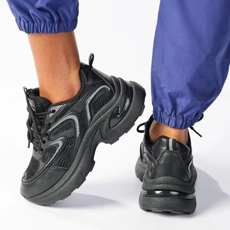 Madison Toni Sneaker - Black