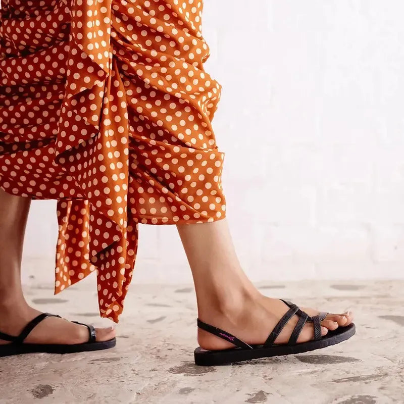 Ipanema Diversa Strappy Slingback Sandal - Black Lilac
