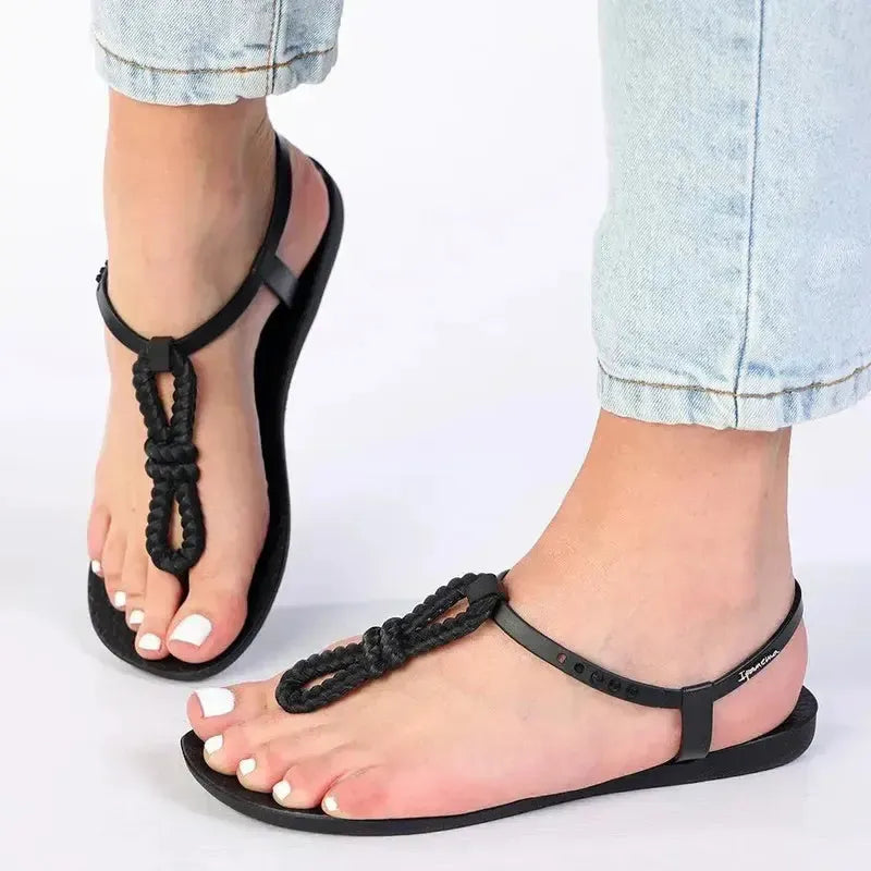 Ipanema Sandal With Slingback - Black