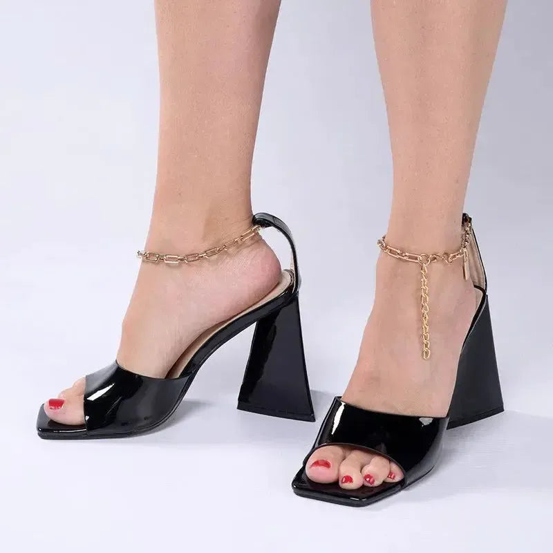 Madison Addison Sandals - Black – Madison Heart of New York