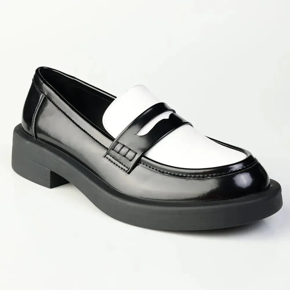 Madison Blessing Loafer - Black / White