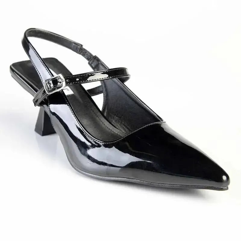 Madison Jakova Court - Black