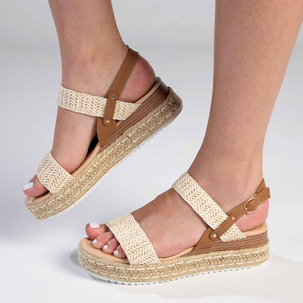 Nude fashion espadrille sandals