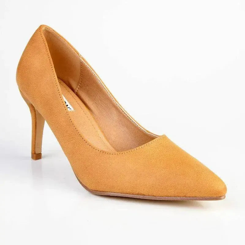 Madison Penny 6 Basic Court Heel- Light Tan