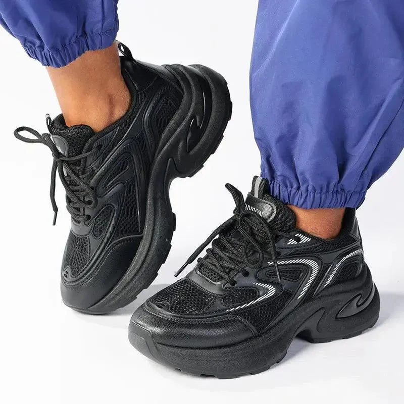 Madison Toni Sneaker - Black