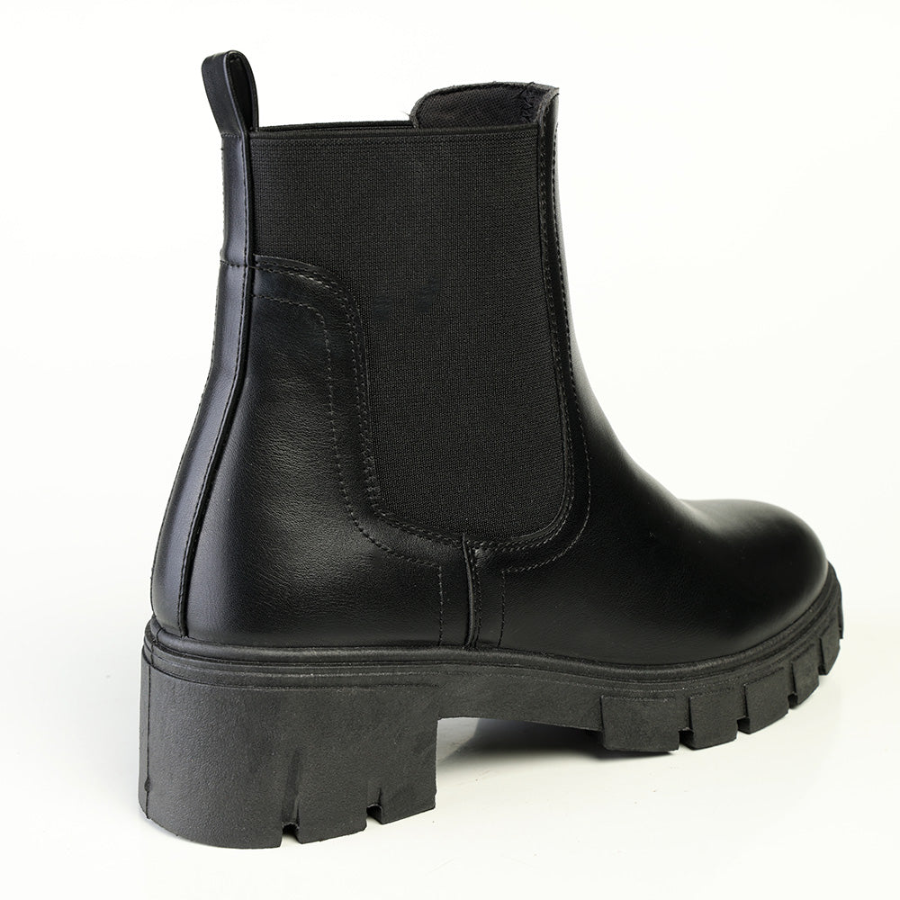 Madison Ladies Fashion Gusset Boot - Black
